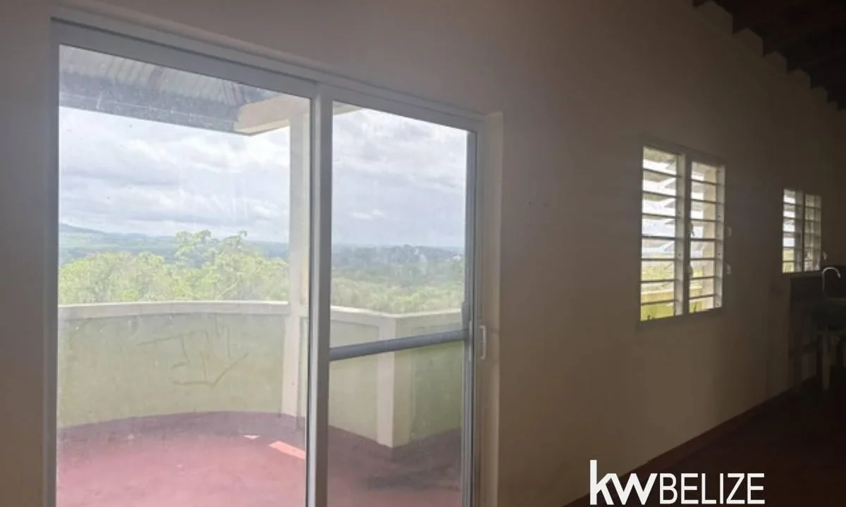 kellerwilliamsbelize-lh102606bt-05