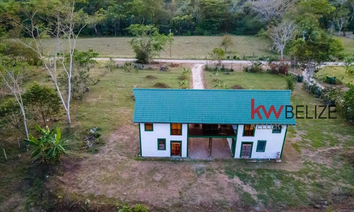 kellerwilliamsbelize-lh132402bt-02