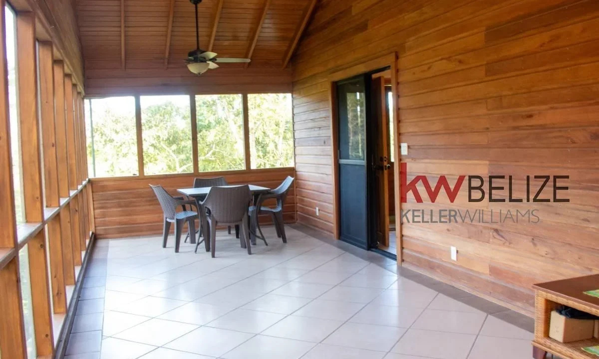 kellerwilliamsbelize-lh202501si-02