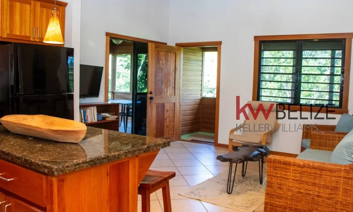 kellerwilliamsbelize-lh202501si-14