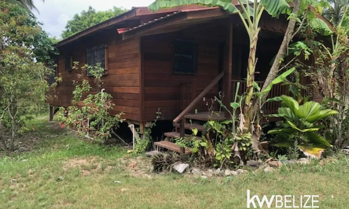 kellerwilliamsbelize-lh282505sa-03