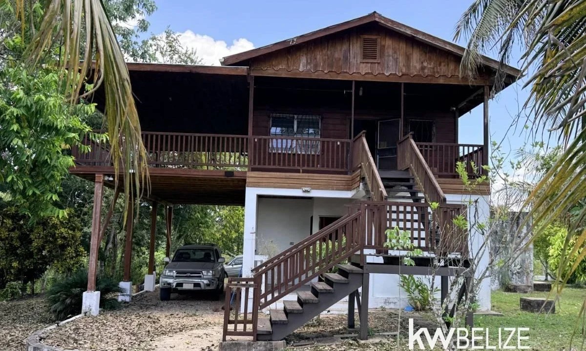 kellerwilliamsbelize-mbh112604uv-01