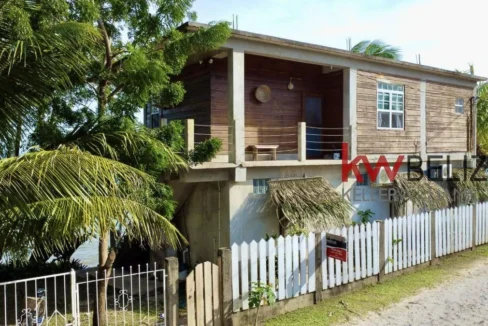 kellerwilliamsbelize-mlh042311pg-06