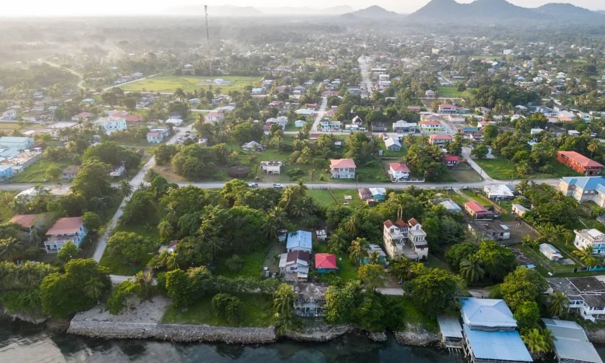 kellerwilliamsbelize-mlh042311pg-14