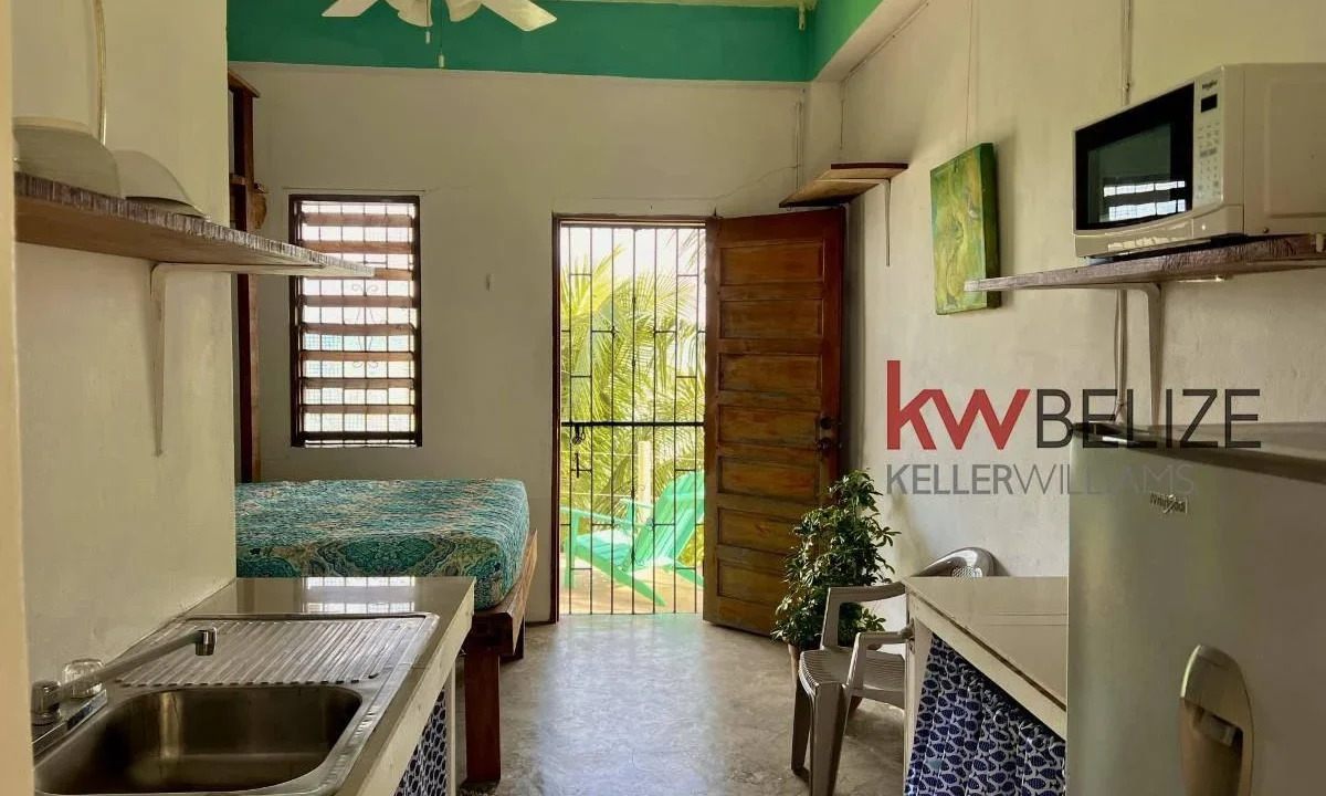kellerwilliamsbelize-mlh042311pg-25