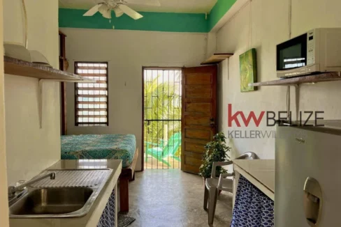 kellerwilliamsbelize-mlh042311pg-25