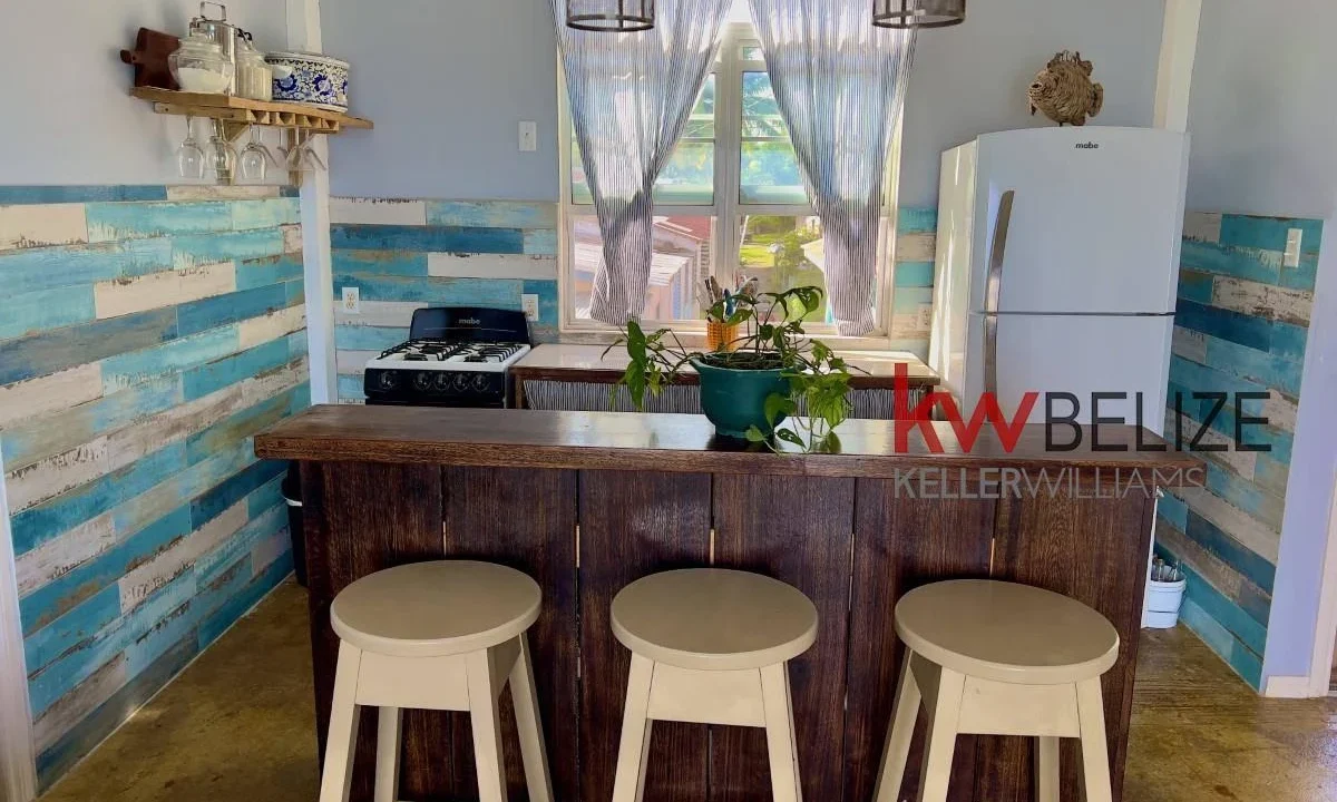 kellerwilliamsbelize-mlh042311pg-28