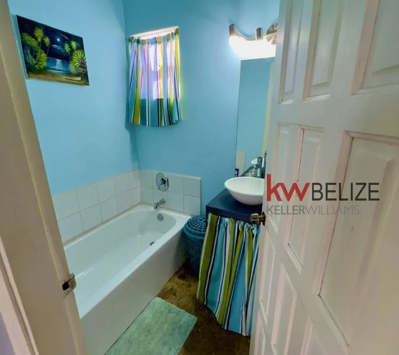 kellerwilliamsbelize-mlh042311pg-36