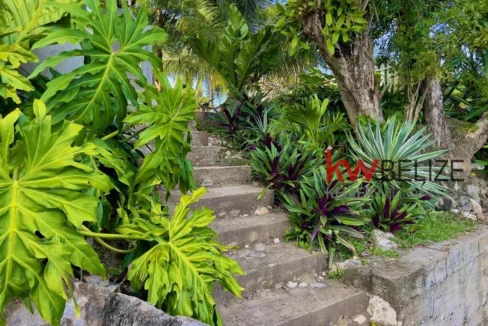 kellerwilliamsbelize-mlh042311pg-43