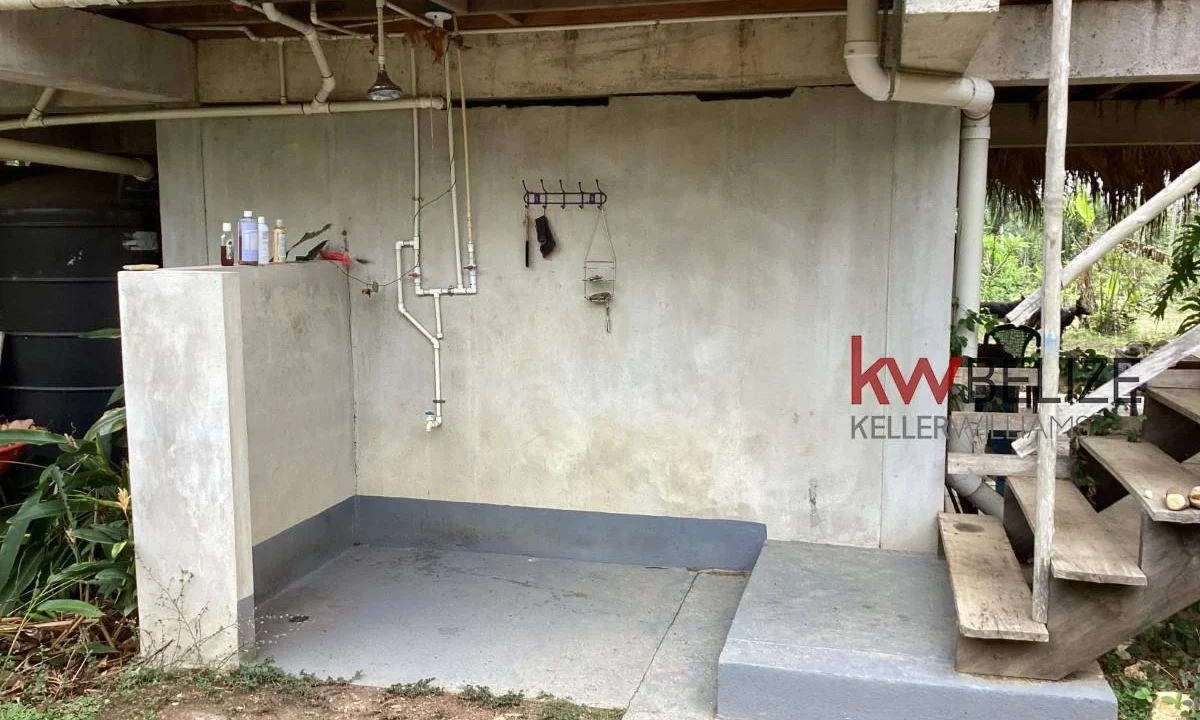 kellerwilliamsbelize-mth012406pg-16