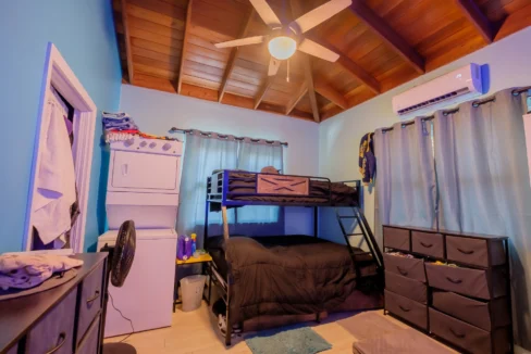 kellerwilliamsbelize-p-1874-jm-44
