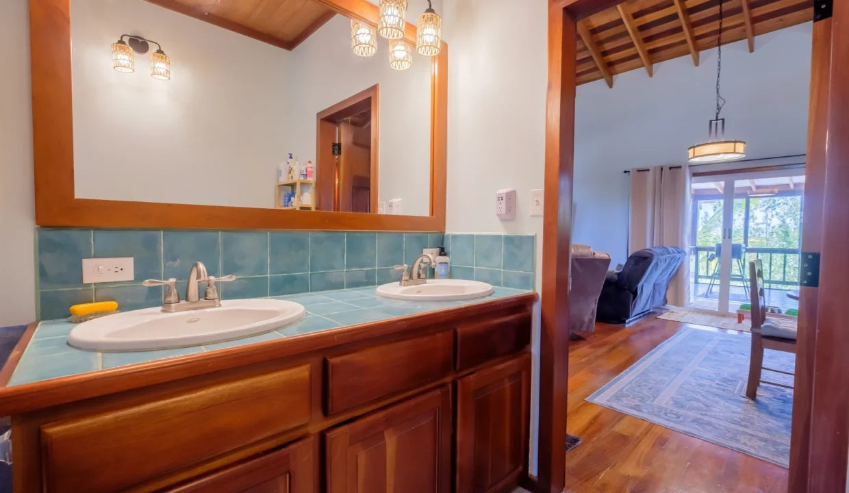 kellerwilliamsbelize-p-7700-28