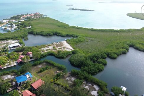 5-644-acre-private-island-placencia-belize-03