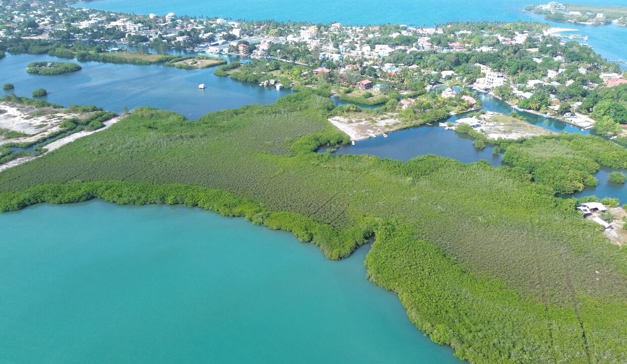5-644-acre-private-island-placencia-belize-06
