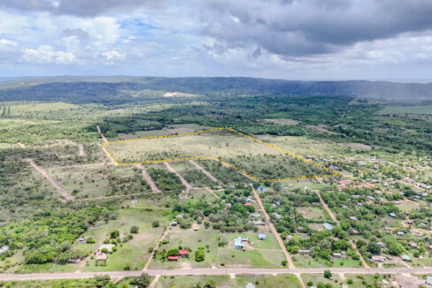 8020Acre20Development20Land20Billy20White20Cayo20Belize2001