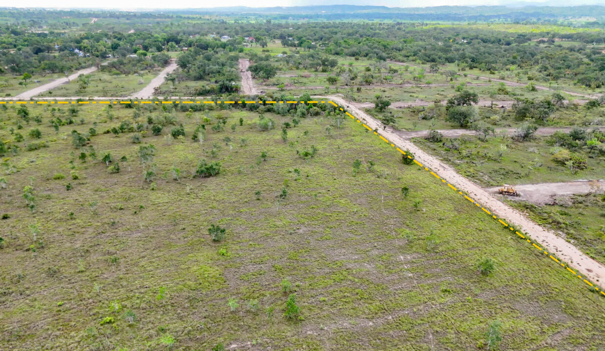 8020Acre20Development20Land20Billy20White20Cayo20Belize2011
