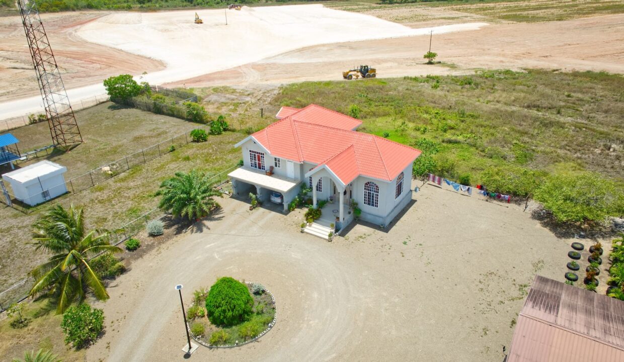 HOUSE203