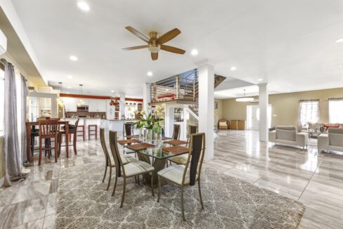 JC-CUELLAR-MODERN-HOME-LADYVILLE-3168-260818
