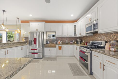 JC-CUELLAR-MODERN-HOME-LADYVILLE-3177-260818
