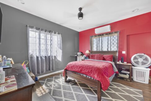 JC-CUELLAR-MODERN-HOME-LADYVILLE-3210-260818