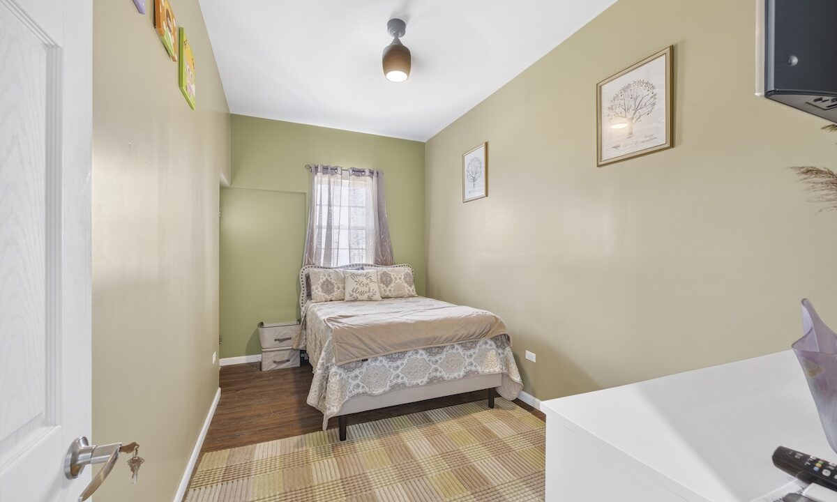 JC-CUELLAR-MODERN-HOME-LADYVILLE-3216-260818