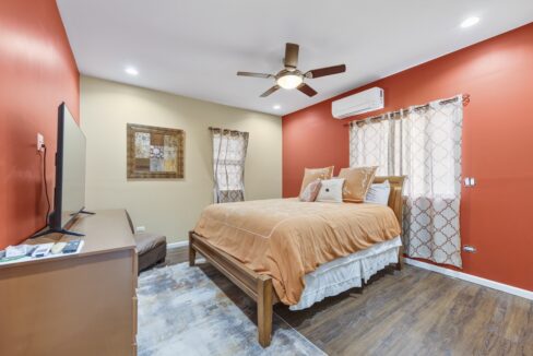 JC-CUELLAR-MODERN-HOME-LADYVILLE-3217-260818