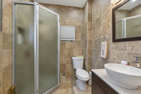 JC-CUELLAR-MODERN-HOME-LADYVILLE-3232-260818
