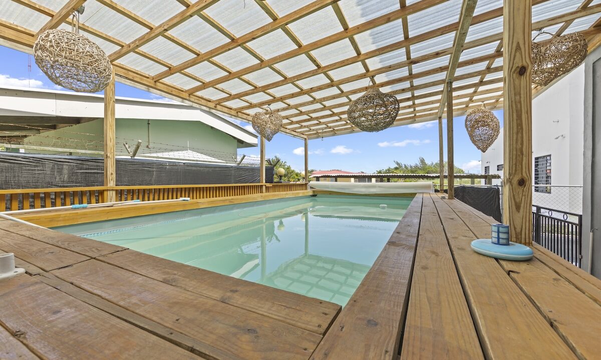 JC-CUELLAR-MODERN-HOME-LADYVILLE-3246-260818