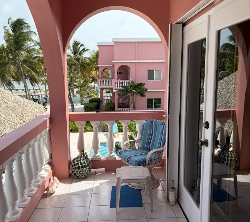 kellerwilliamsbelize-caribeisland16-18